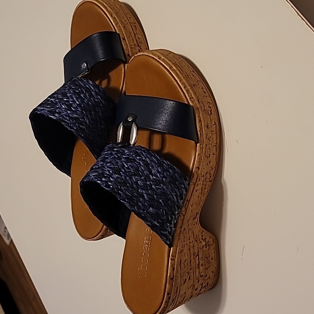 Beautiful Stylish Blue Woven Platform Sandals Made In Italy